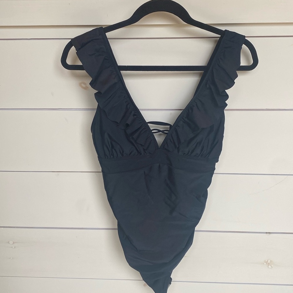 Cupshe Black One piece Size L🩱💗